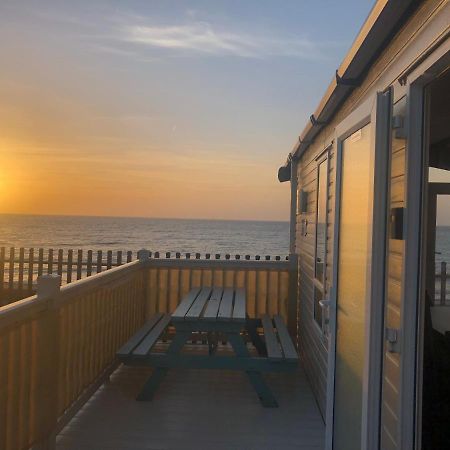 Caravan Hire Golden Sands Sea Front Kinmel Bay Екстериор снимка