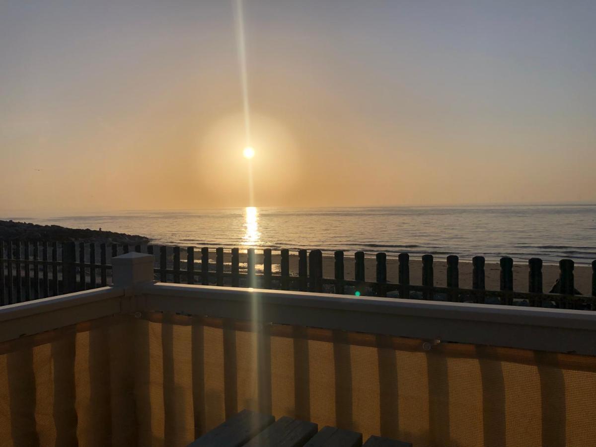 Caravan Hire Golden Sands Sea Front Kinmel Bay Екстериор снимка